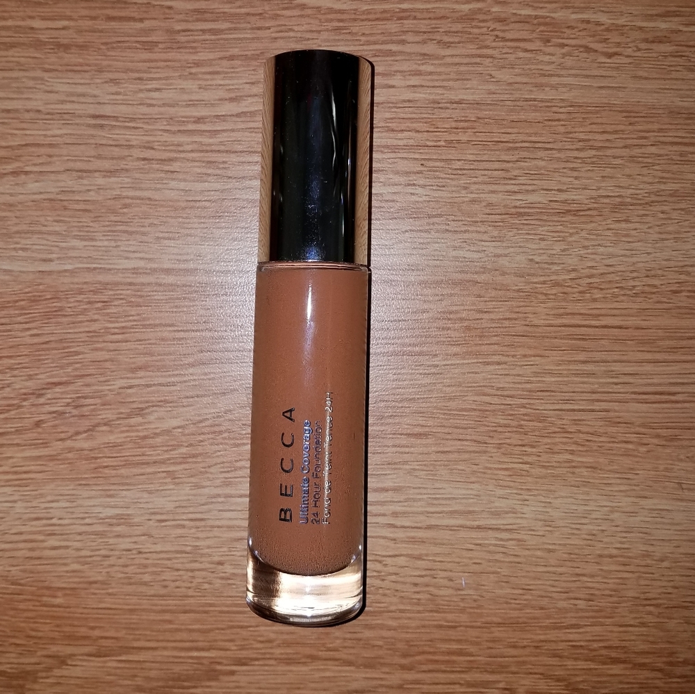 Becca ultimate coverage foundation